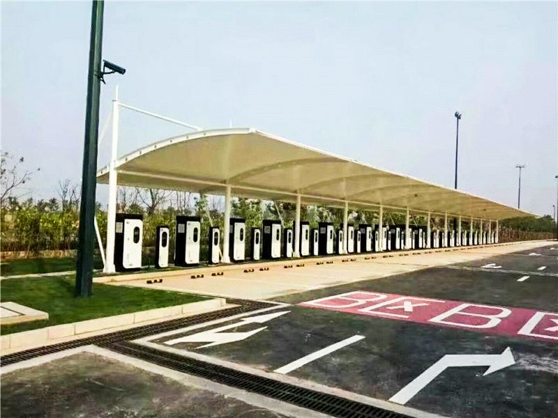 昆明西部公交车充电桩