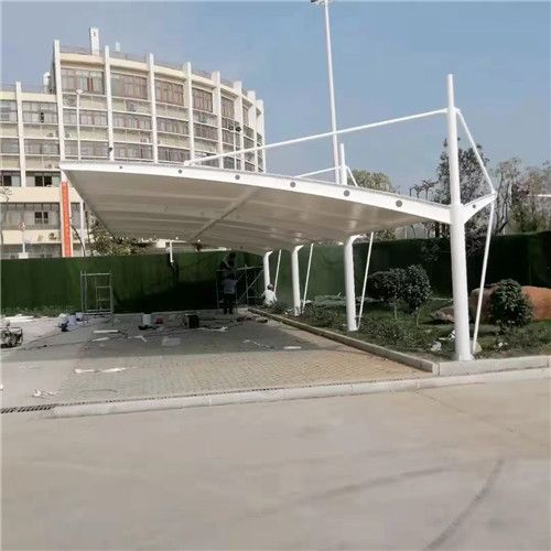 膜结构停车棚